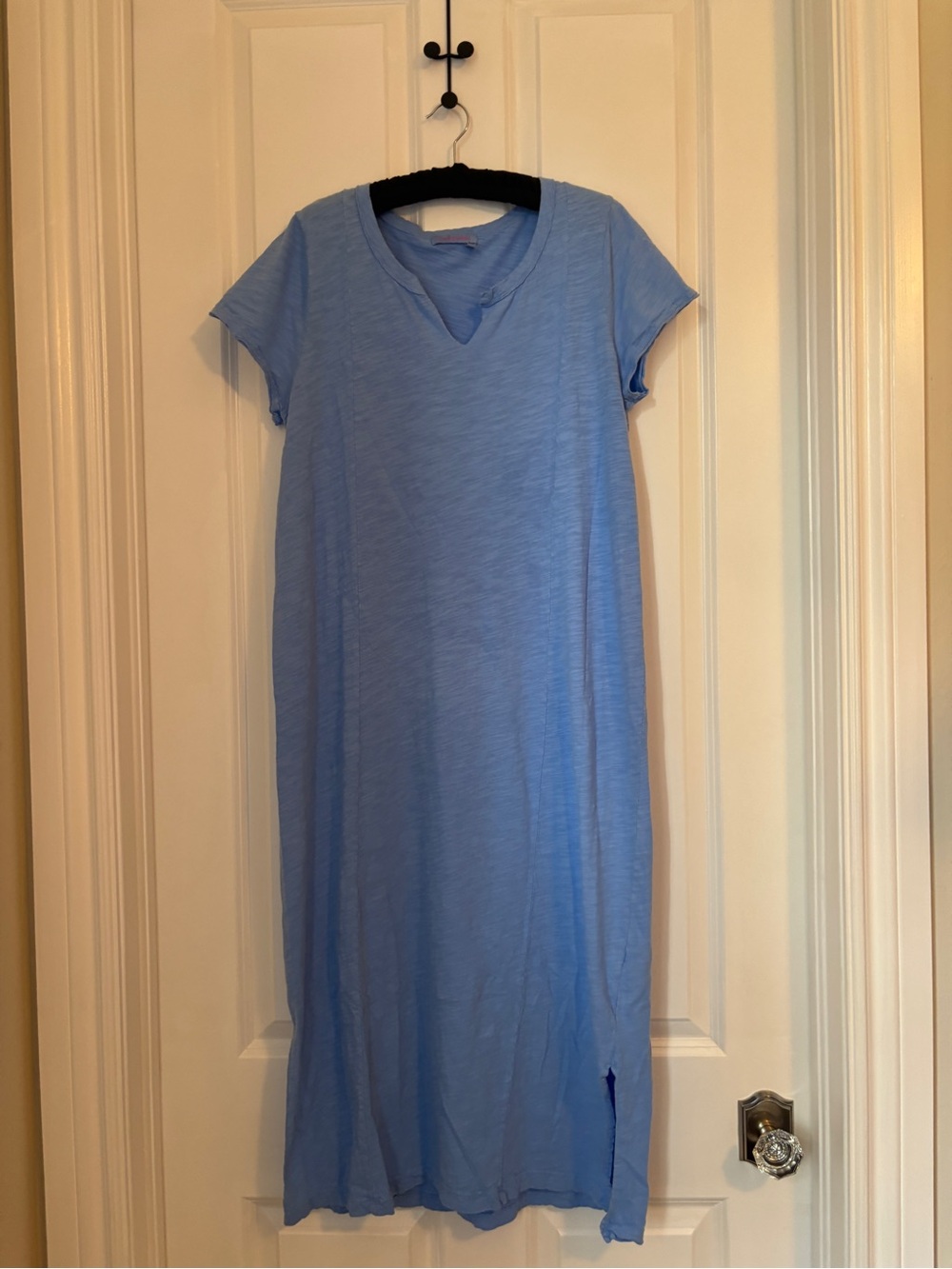 Fresh Produce - Periwinkle Blue Short Sleeve Maxi Dress with V-Notch. Size XL